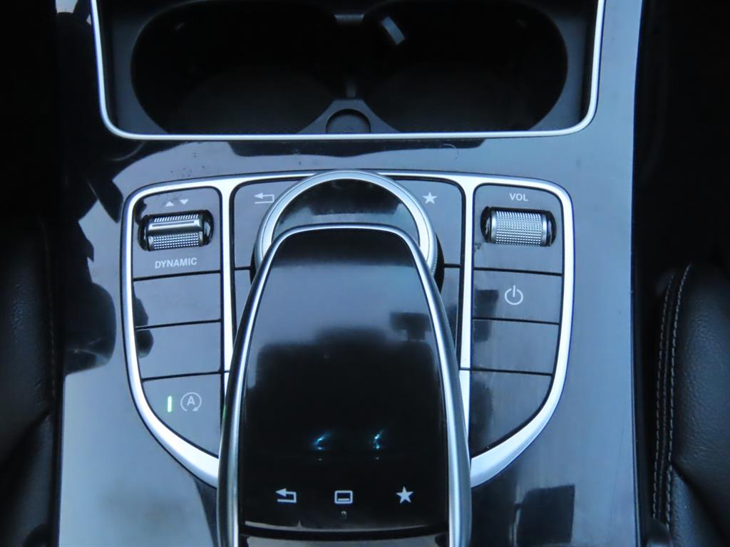 Mercedes Benz C Class 2016 Blanco - Importación desde Corea - HF Imports Iquique - Foto 13