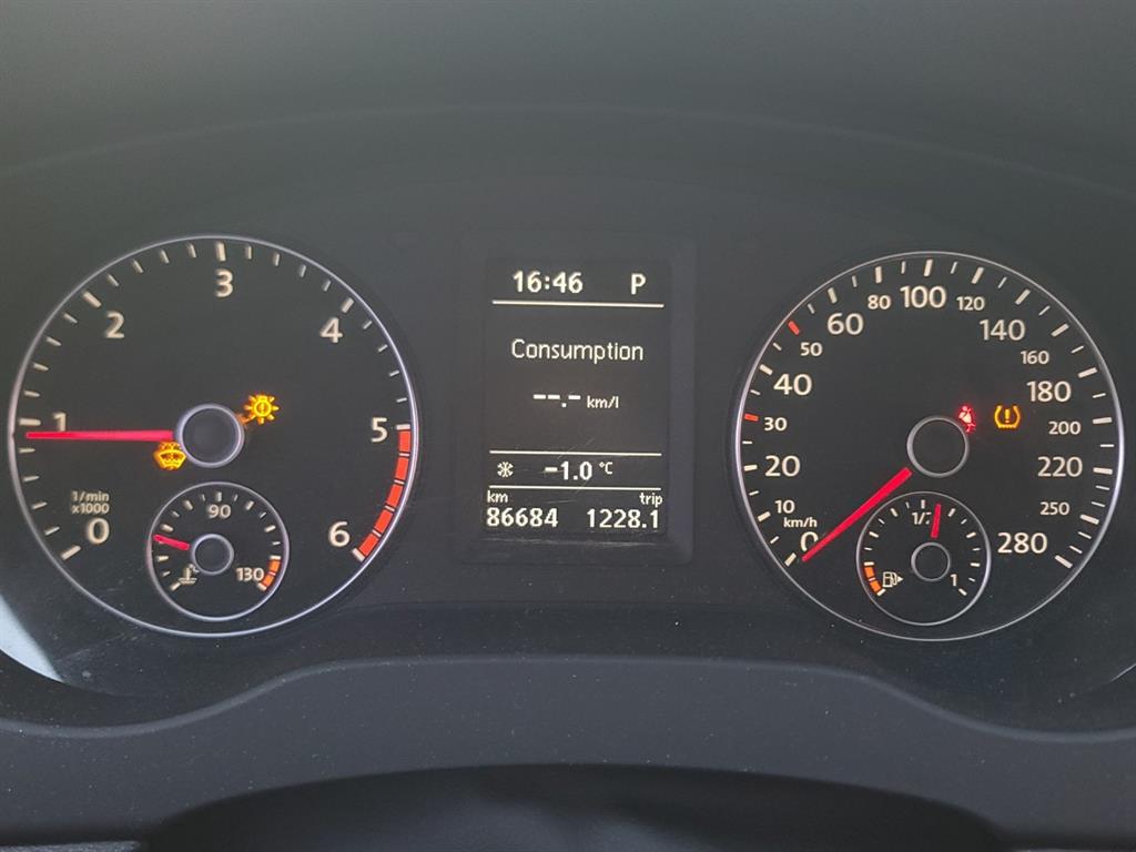 Volkswagen Jetta - Vista 6