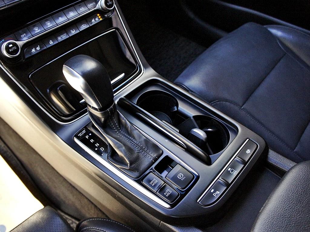 HYUNDAI Grandeur 2018 Blanco - Importación desde Corea - HF Imports Iquique - Foto 11