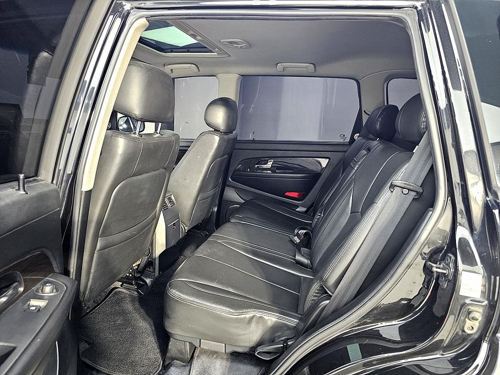 Ssangyong Rexton - Vista 9