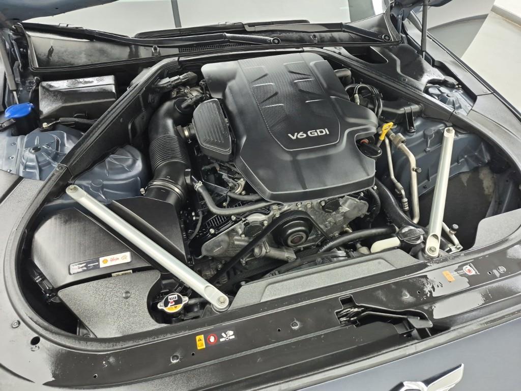 Genesis EQ900 - Vista 6