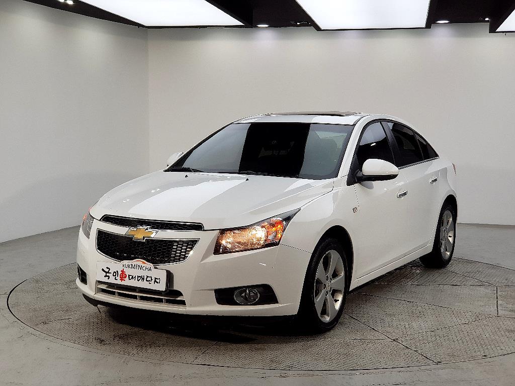 Chevrolet Cruise 2012 Blanco - Importación desde Corea - HF Imports Iquique - Foto 1