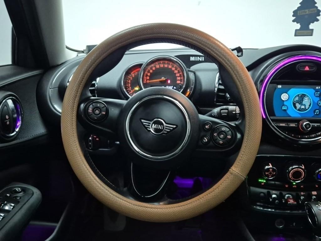 Mini Clubman - Vista 9