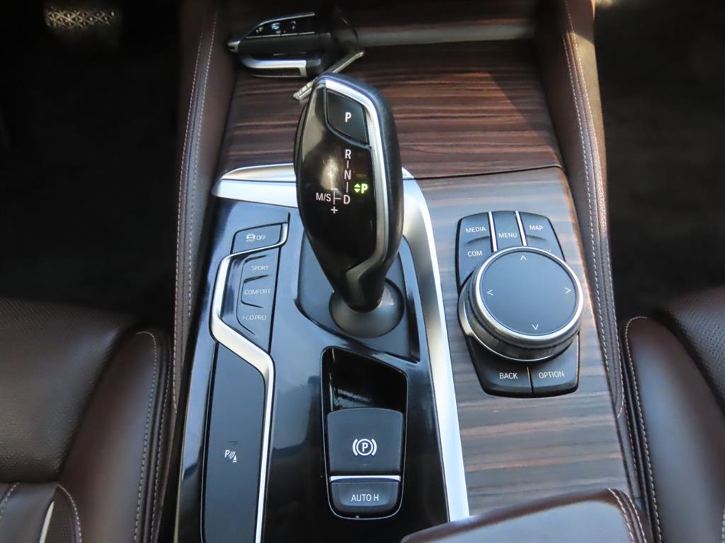 BMW 5 Series 2018 Azul - Importación desde Corea - HF Imports Iquique - Foto 13