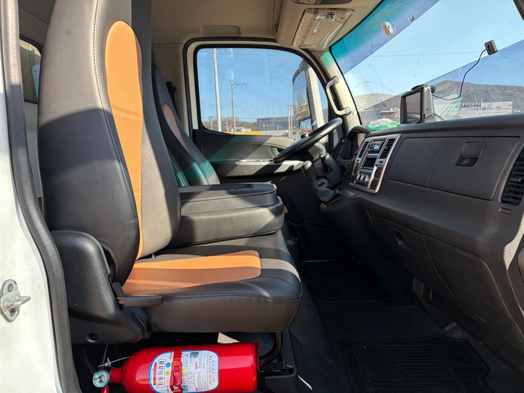 medium and large cargo Cargo - Vista 12