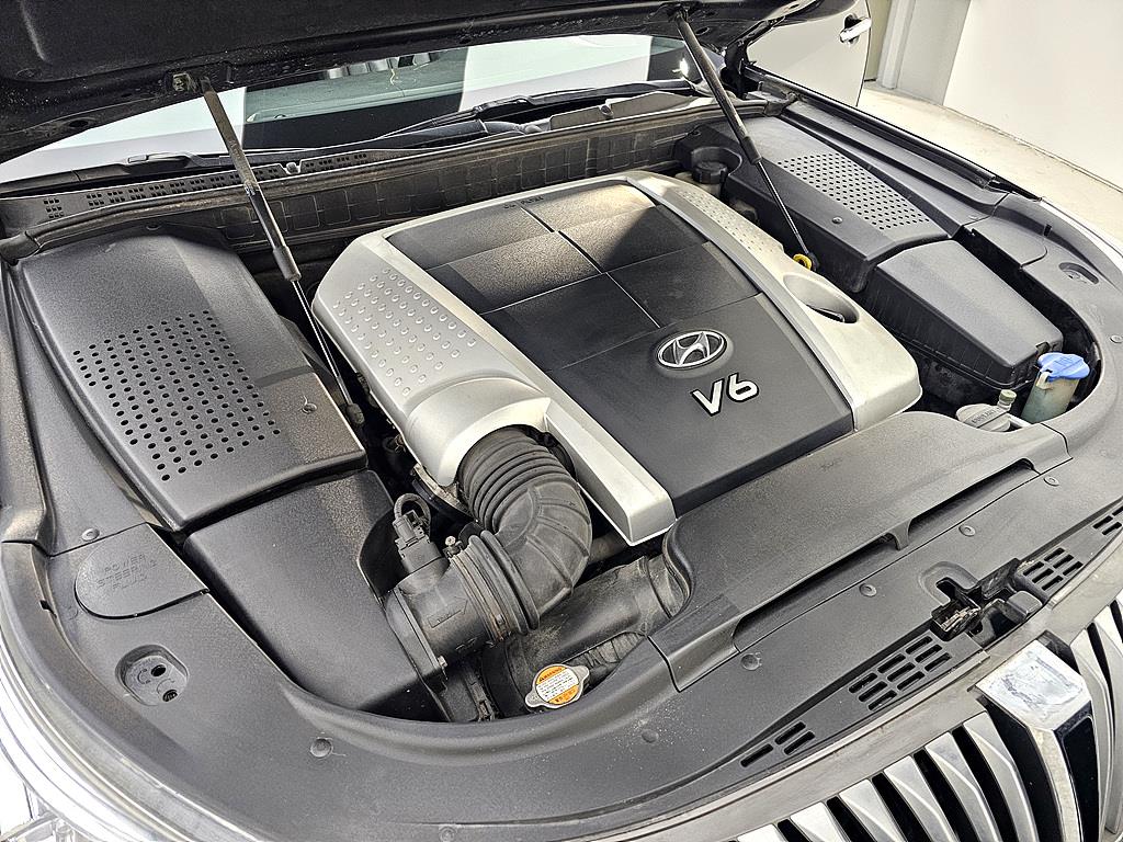 HYUNDAI Equus - Vista 6