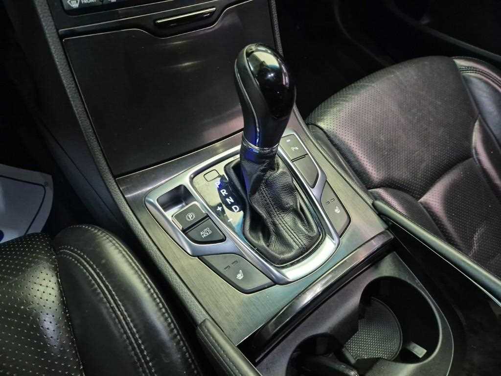 HYUNDAI Grandeur - Vista 8