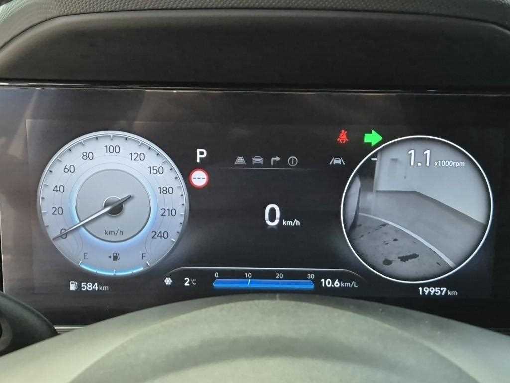 HYUNDAI Avante - Vista 6