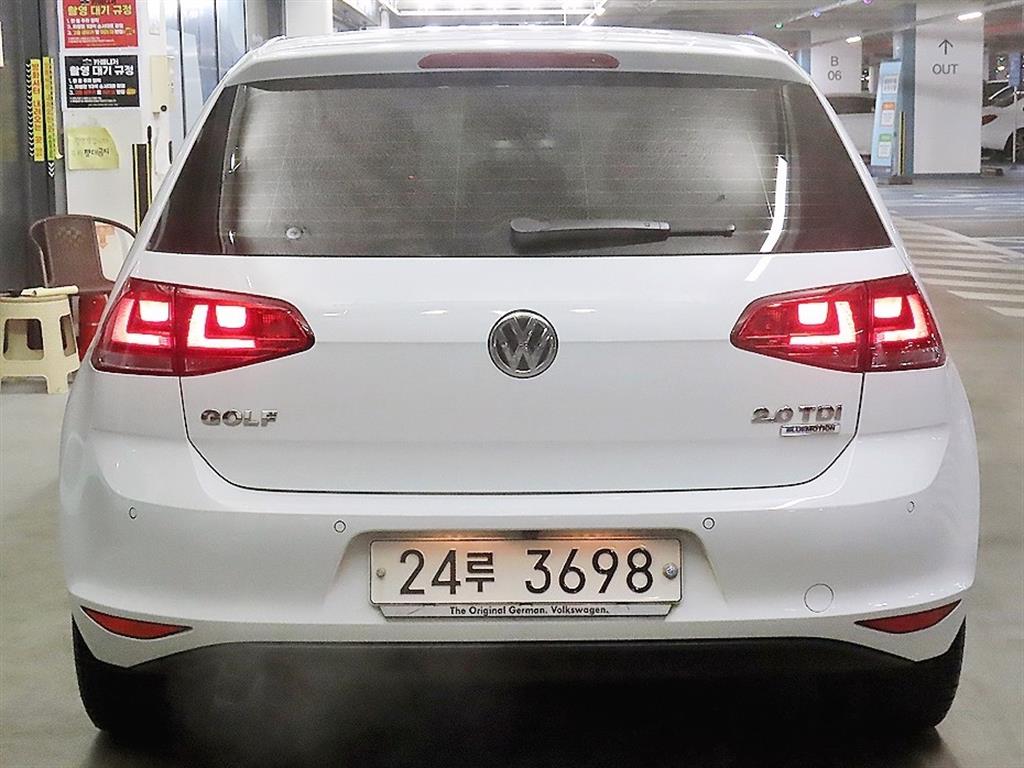 Volkswagen Golf - Vista 5