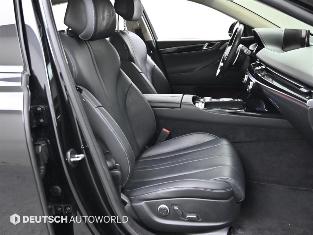 Genesis G80 - Vista 10