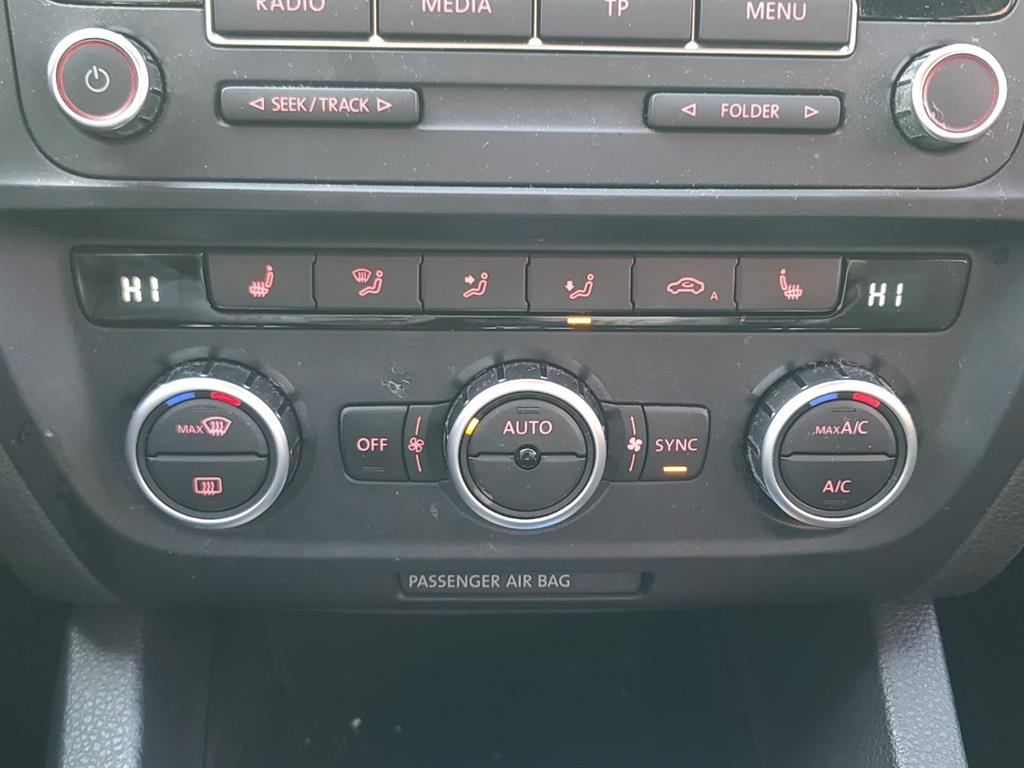 Volkswagen Jetta 2013 Gris - Importación desde Corea - HF Imports Iquique - Foto 15