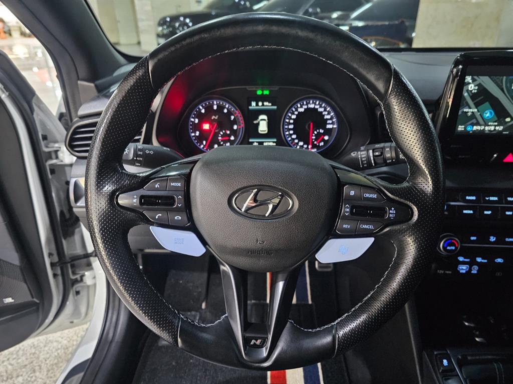 HYUNDAI Veloster - Vista 11