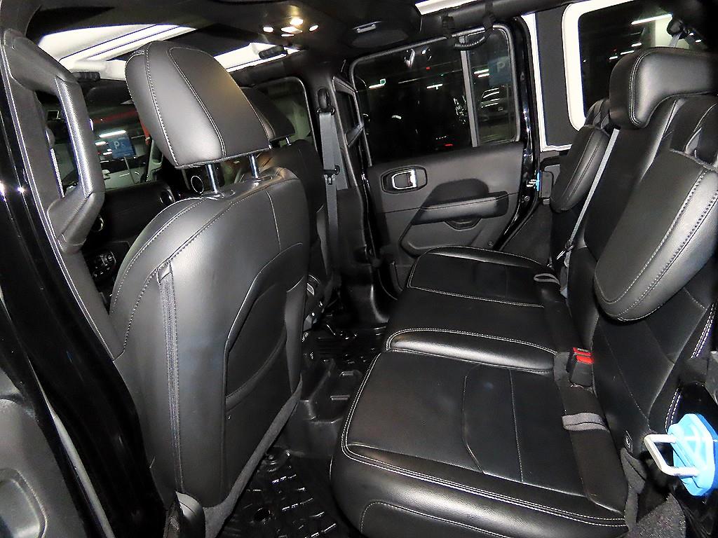 Jeep Wrangler - Vista 7