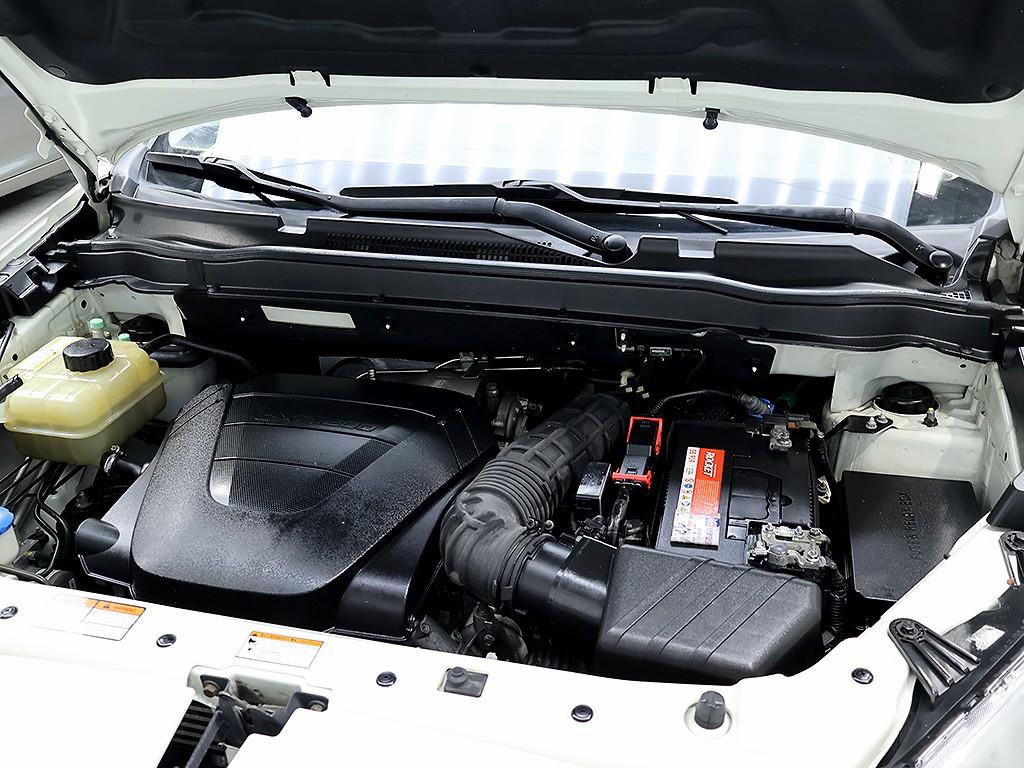 Ssangyong Korando 2013 Blanco - Importación desde Corea - HF Imports Iquique - Foto 7