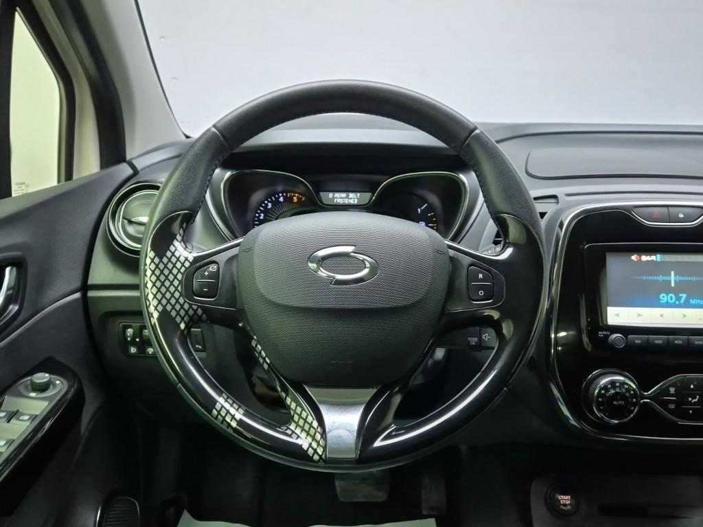 SAMSUNG QM3 - Vista 9