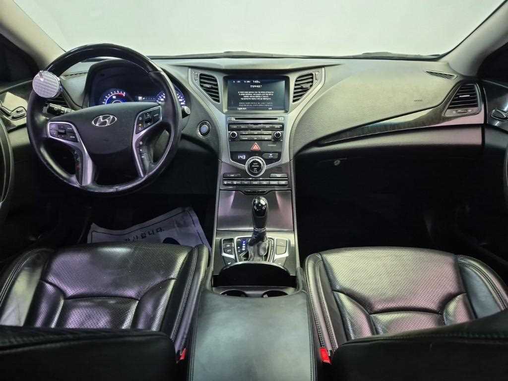 HYUNDAI Grandeur - Vista 7