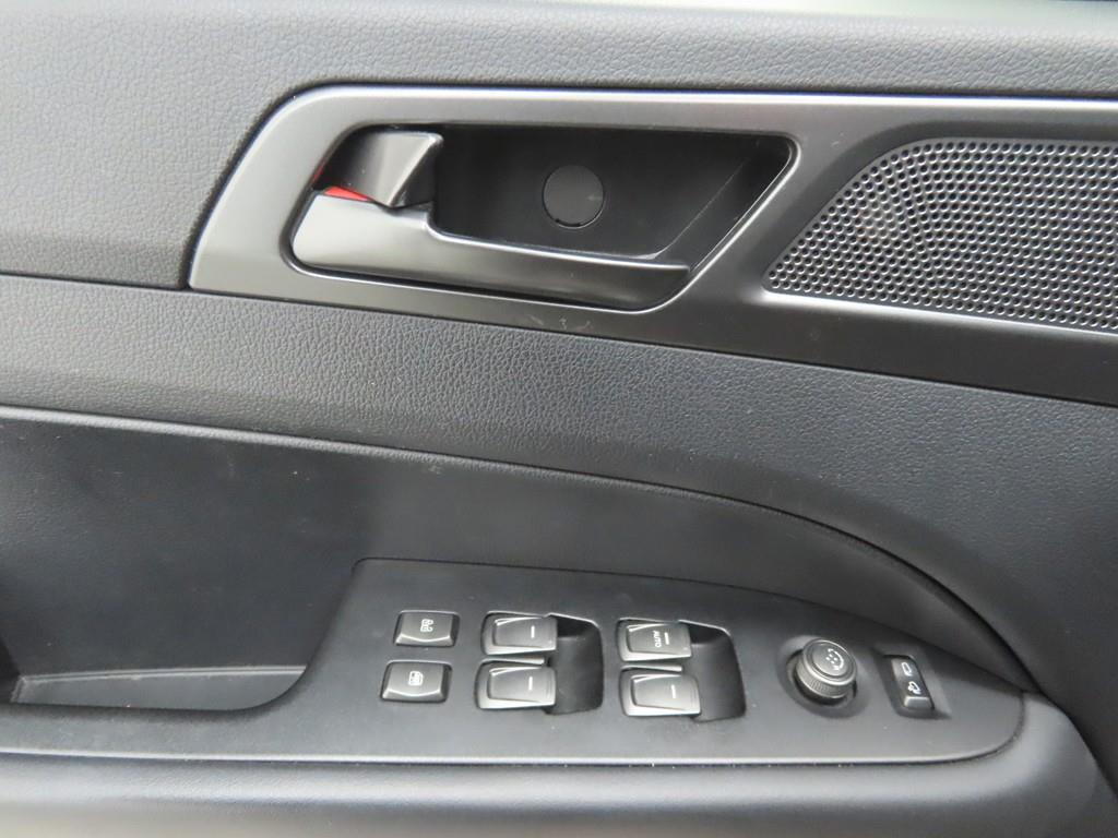 Ssangyong Rexton - Vista 9