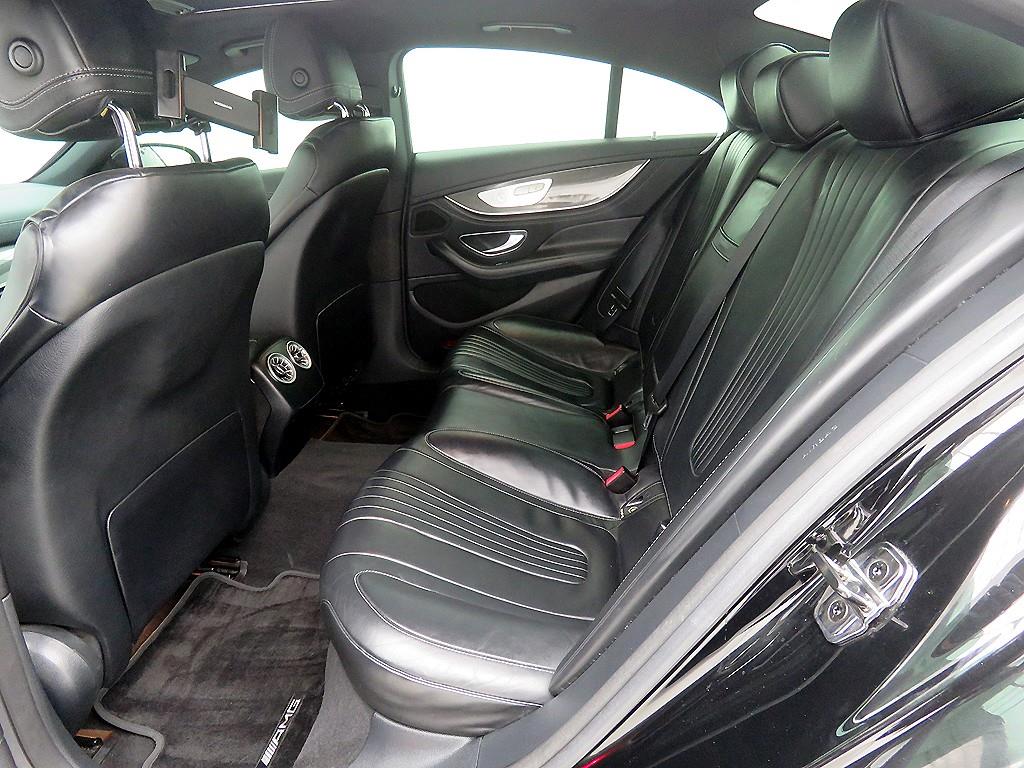 Mercedes Benz CLS Class - Vista 7