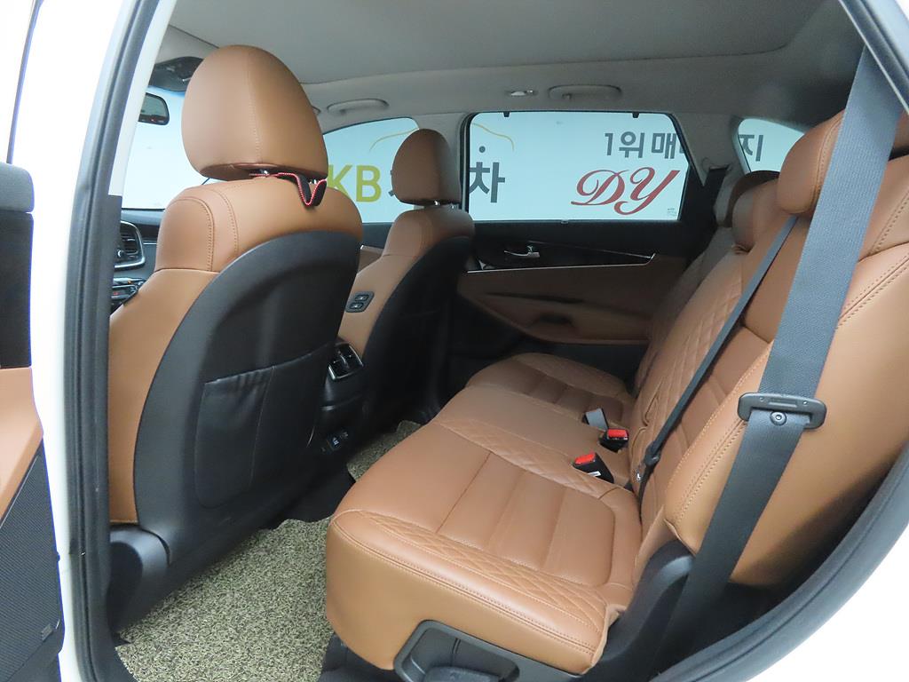 KIA Sorento - Vista 6