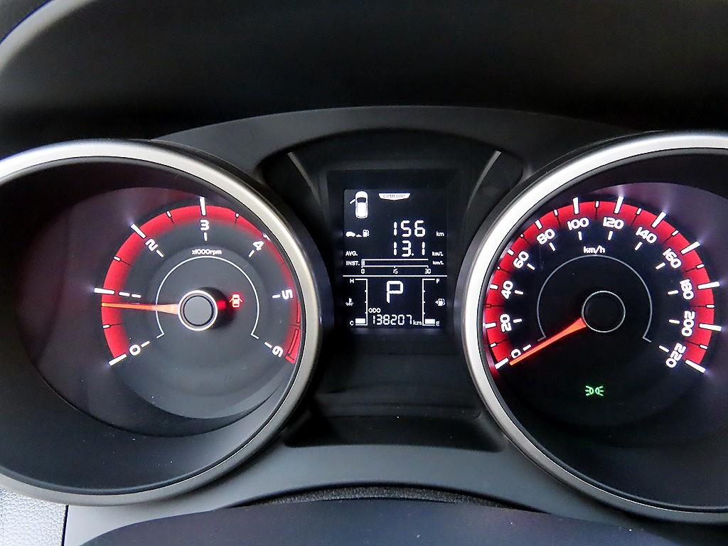 Ssangyong Tivoli - Vista 9