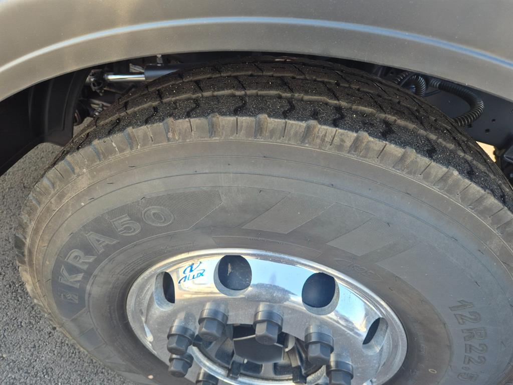 medium and large cargo Rory - Vista 11