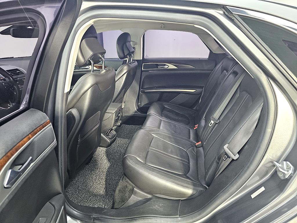 Lincoln MKZ - Vista 9