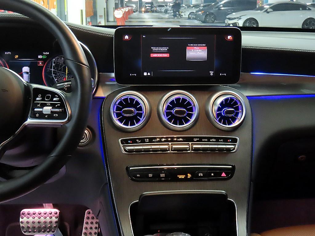 Mercedes Benz GLC Class - Vista 11