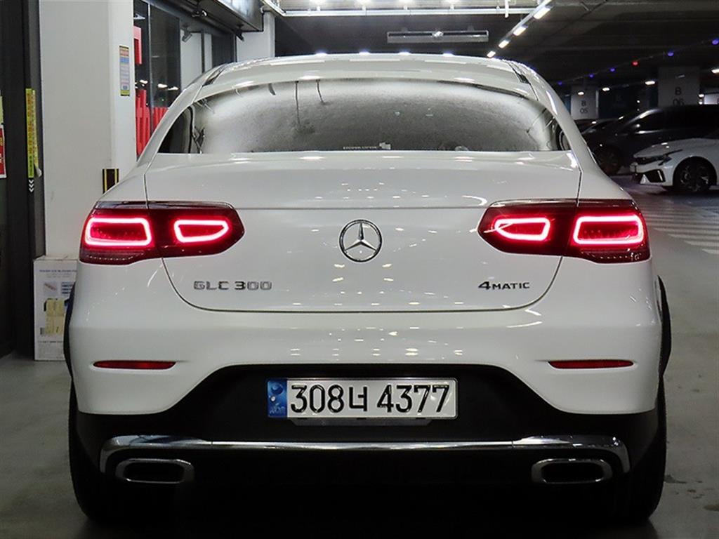 Mercedes Benz GLC Class - Vista 5