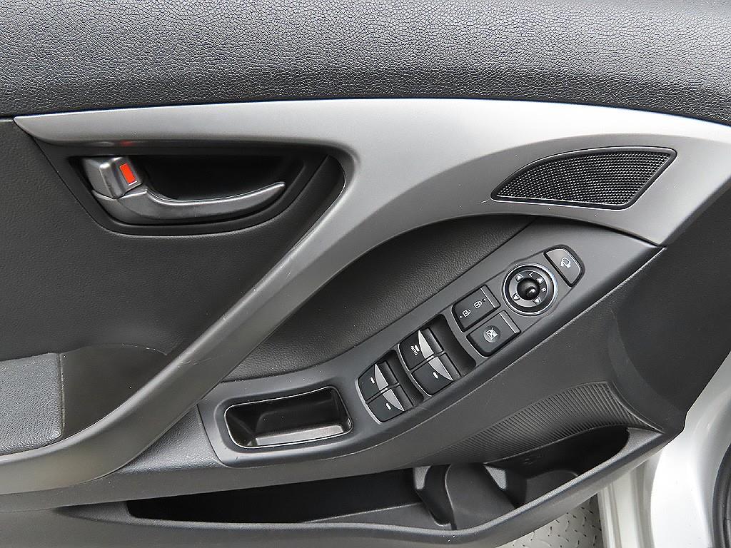 HYUNDAI Avante 2014 Plateado - Importación desde Corea - HF Imports Iquique - Foto 11