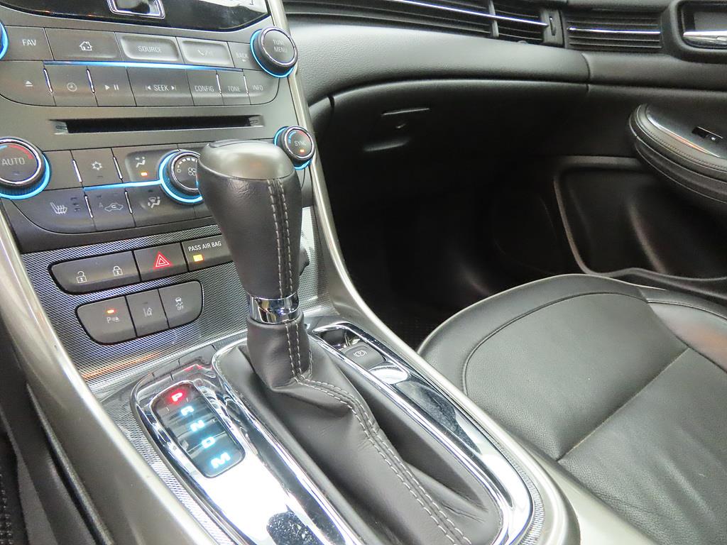 Chevrolet Malibu - Vista 11