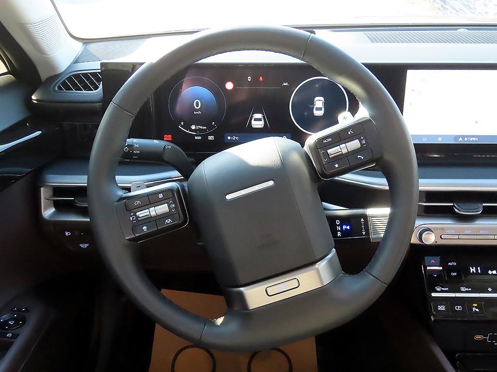 HYUNDAI Grandeur - Vista 7