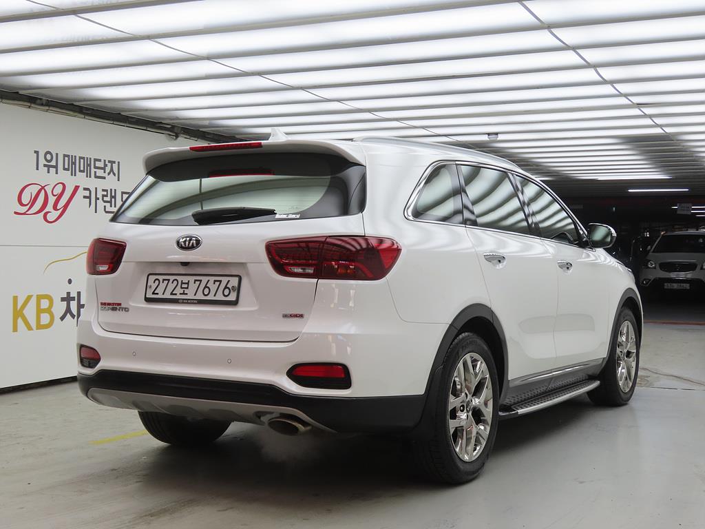 KIA Sorento - Vista 4