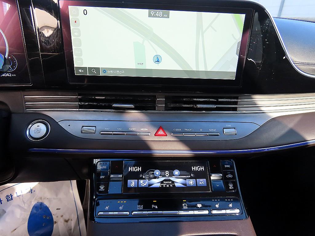 HYUNDAI Grandeur - Vista 12