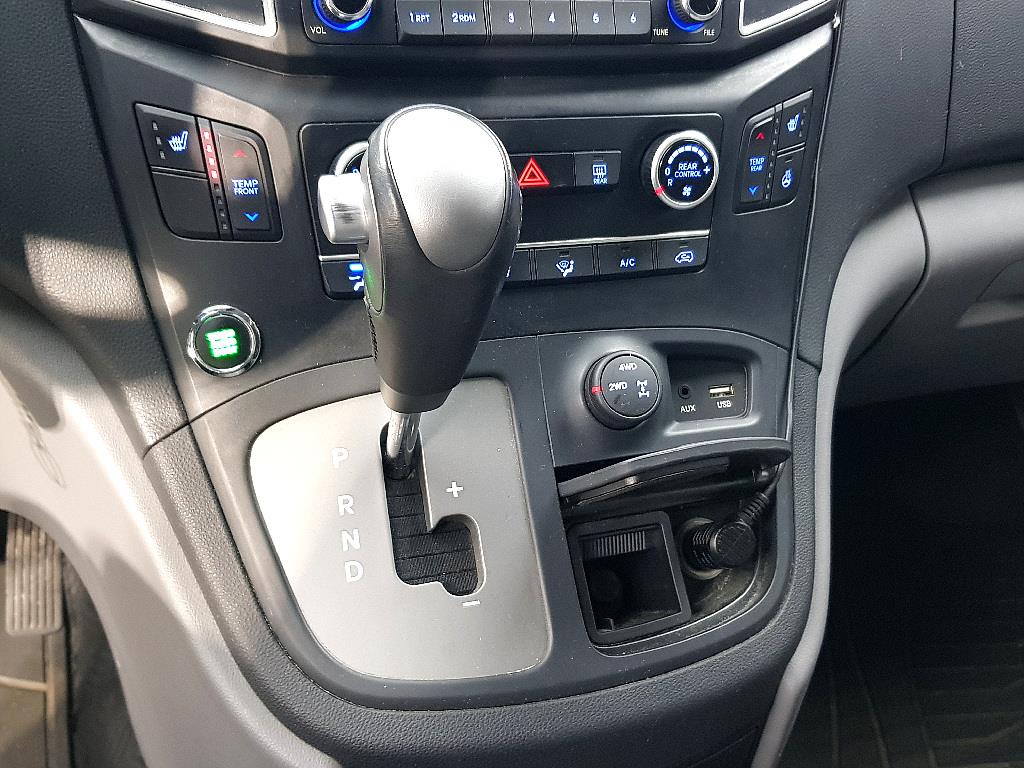 HYUNDAI Starex 2017 Blanco - Importación desde Corea - HF Imports Iquique - Foto 13