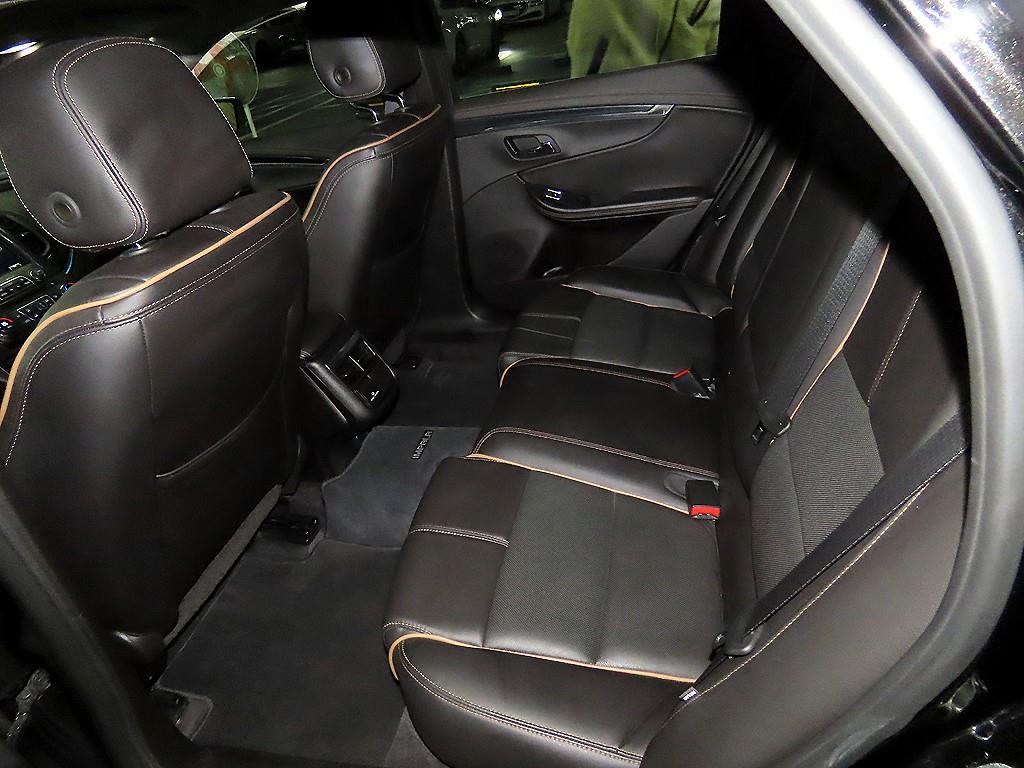 Chevrolet Impala - Vista 7