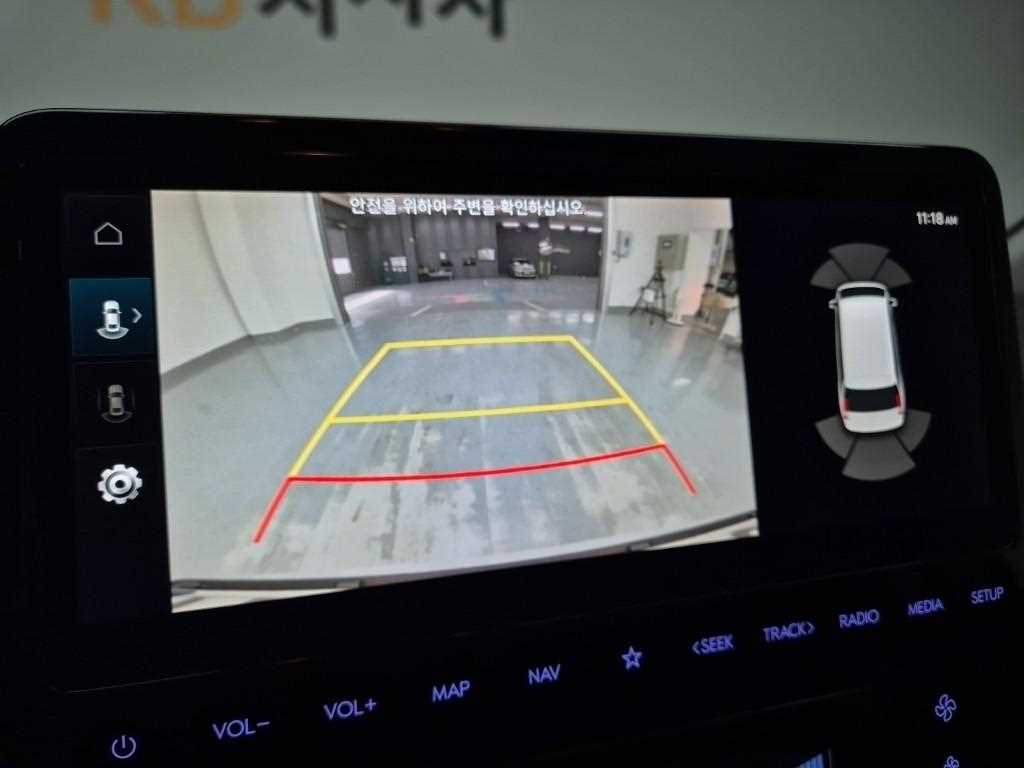 HYUNDAI Staria 2025 Blanco - Importación desde Corea - HF Imports Iquique - Foto 14