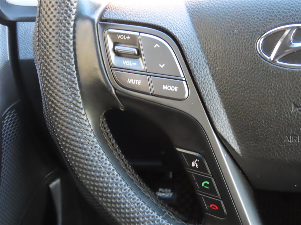 HYUNDAI Santa Fe 2016 Blanco - Importación desde Corea - HF Imports Iquique - Foto 13