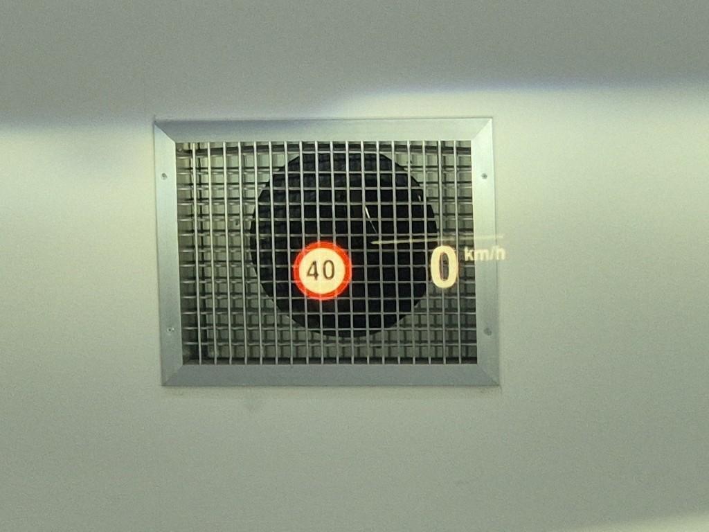 BMW 5 Series 2023 Gris - Importación desde Corea - HF Imports Iquique - Foto 17