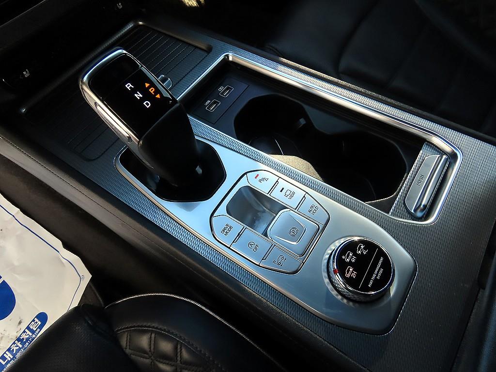 Ssangyong Rexton - Vista 10