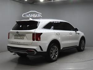 KIA Sorento - Vista 8