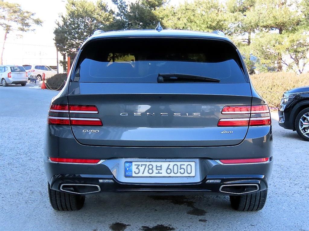 Genesis GV80 - Vista 4