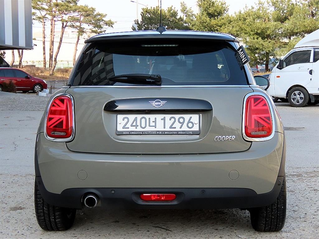 Mini Cooper - Vista 4