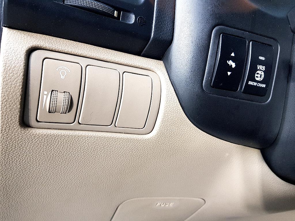 KIA Carnival - Vista 11