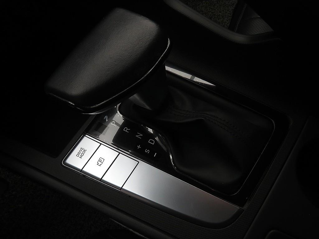 HYUNDAI Avante 2023 Blanco - Importación desde Corea - HF Imports Iquique - Foto 18