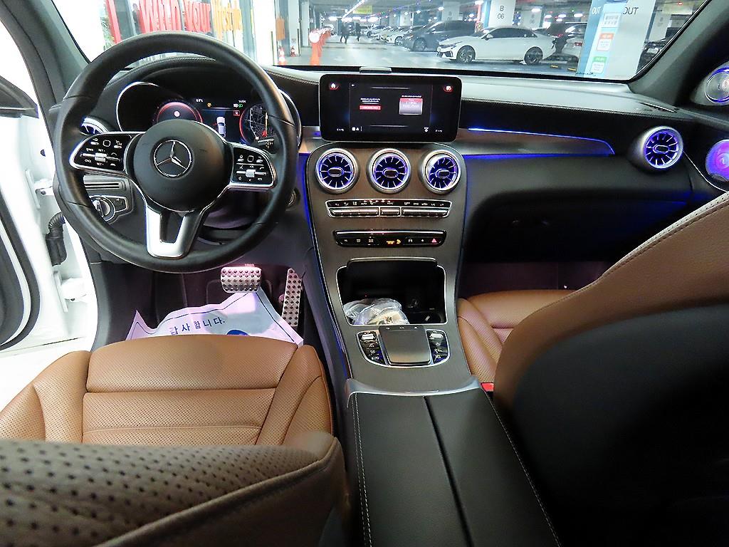 Mercedes Benz GLC Class - Vista 10