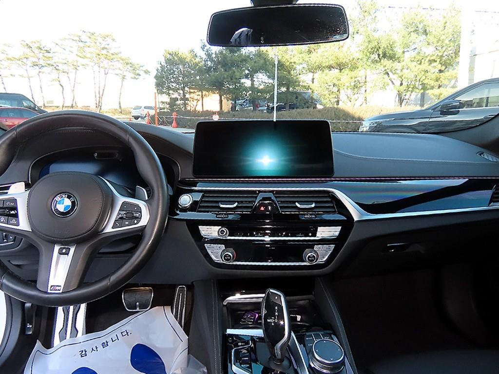 BMW 5 Series - Vista 7