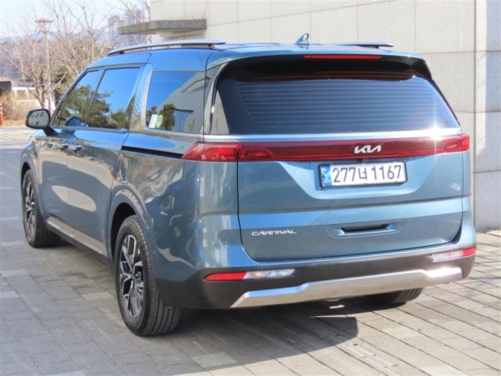 KIA Carnival - Vista 7