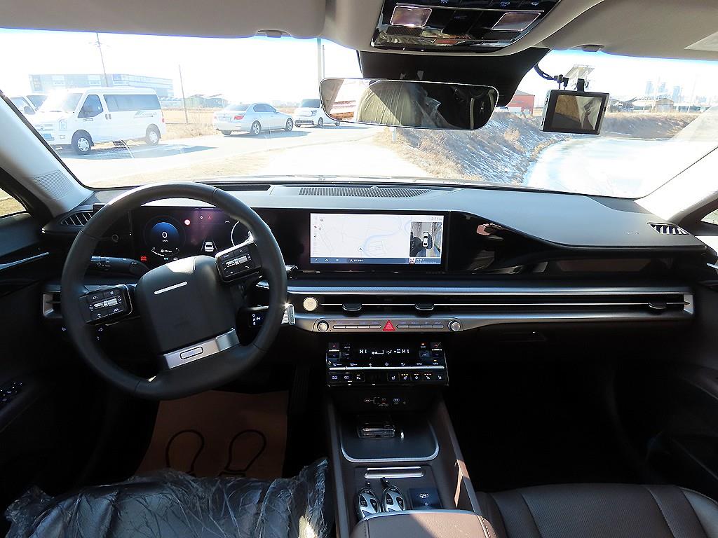 HYUNDAI Grandeur - Vista 9