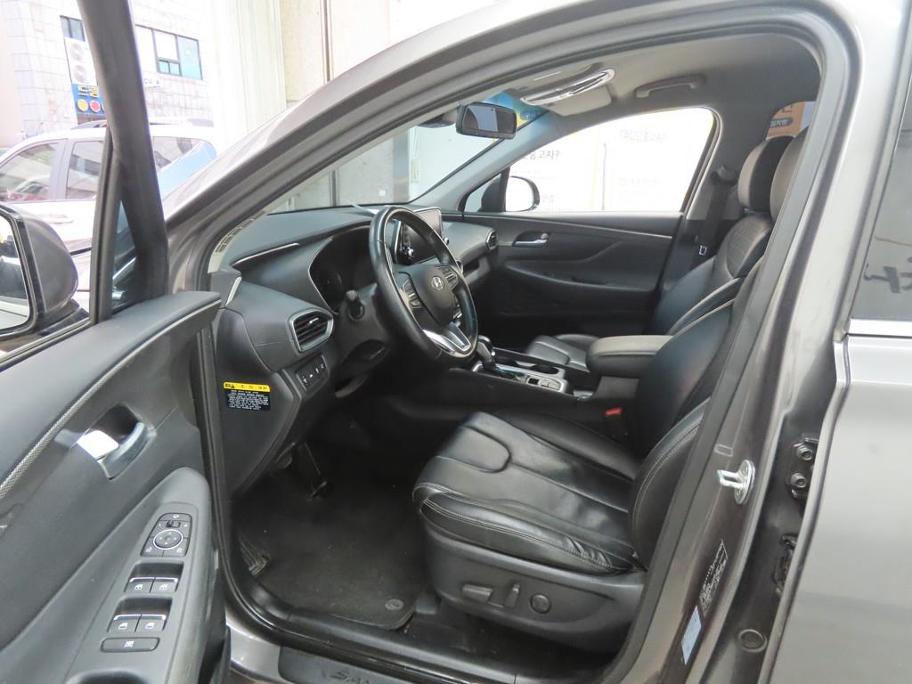 HYUNDAI Santa Fe - Vista 5