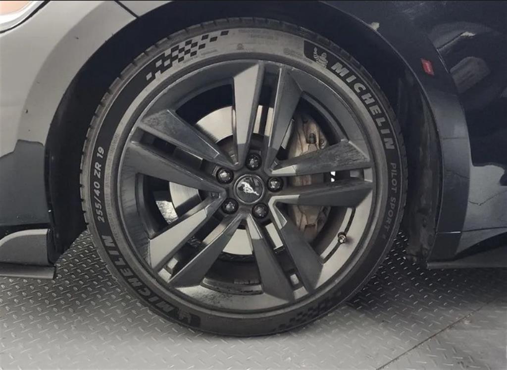 Ford Mustang - Vista 5